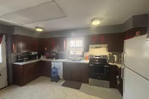 209 N 6th St, Montevideo, MN 56265 - Photo 2