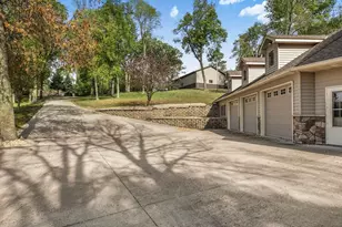 25399 Daventry Rd, Paynesville, MN 56362 - Photo 46