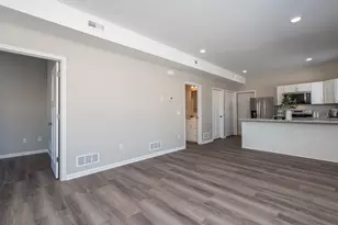 3120 Noble Dr, Mankato, MN 56001 - Photo 6