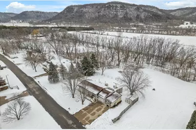 1575 N Hillview Drive, Buffalo City, WI 54622 - Photo 2