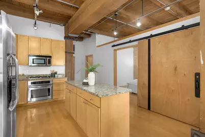 607 Washington Avenue S #302, Minneapolis, MN 55415 - Photo 8