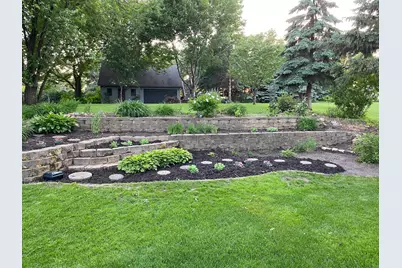 2129 Arkwright Street, Maplewood, MN 55117 - Photo 38