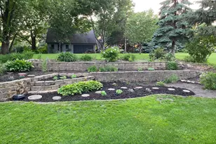 2129 Arkwright St, Maplewood, MN 55117 - Photo 34