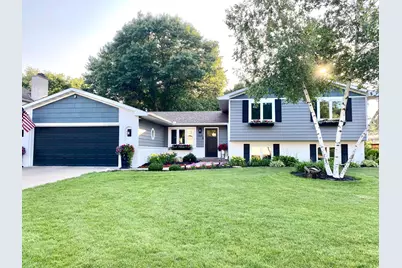 2129 Arkwright Street, Maplewood, MN 55117 - Photo 1