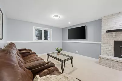 2129 Arkwright Street, Maplewood, MN 55117 - Photo 22