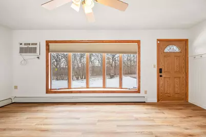 7662 Pioneer Road, Wyoming, MN 55092 - Photo 4