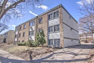 2212 Aldrich Ave S, Minneapolis, MN 55405 - Photo 2