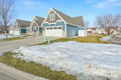 4303 44th Street S, Fargo, ND 58104 - Photo 2