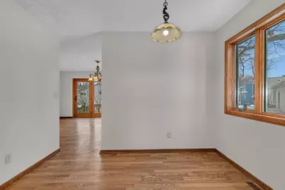 122 Benton Oaks Drive, Sauk Rapids, MN 56379 - Photo 4