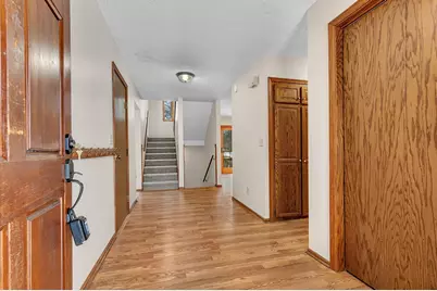 122 Benton Oaks Drive, Sauk Rapids, MN 56379 - Photo 2