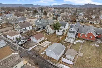 716 E 4th Street, Winona, MN 55987 - Photo 24