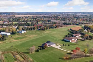 W12444 832nd Ave, River Falls, WI 54022 - Photo 4