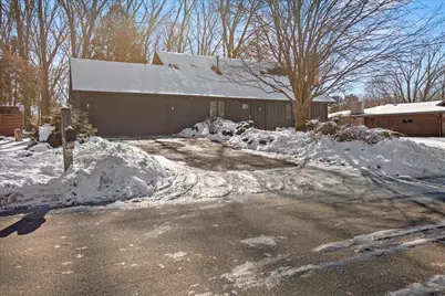 2640 Queensland Lane N, Plymouth, MN 55447 - Photo 40