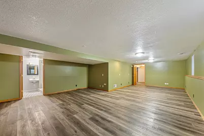 832 Home Place, Faribault, MN 55021 - Photo 34