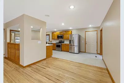 832 Home Place, Faribault, MN 55021 - Photo 14