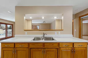 832 Home Pl, Faribault, MN 55021 - Photo 12