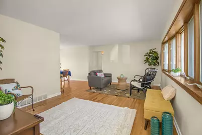 7461 Cloman Way, Inver Grove Heights, MN 55076 - Photo 4