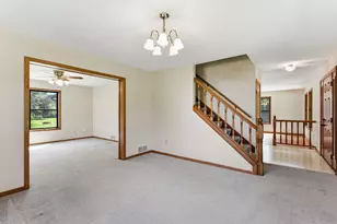 7953 Woodlawn Dr, Mounds View, MN 55112 - Photo 12