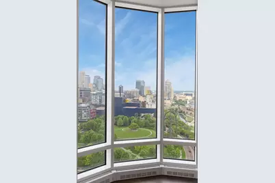 1111 W River Parkway #21B, Minneapolis, MN 55415 - Photo 6