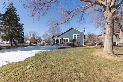 880 Lake Susan Drive, Chanhassen, MN 55317 - Photo 2