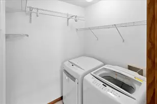 988 Princeton Ave, Shakopee, MN 55379 - Photo 14