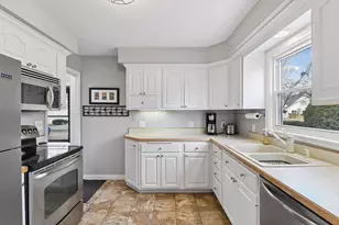 6004 Wooddale Ave, Edina, MN 55424 - Photo 14