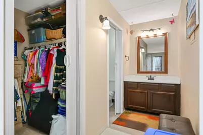 10501 Cedar Lake Rd #420, Minnetonka, MN 55305 - Photo 22