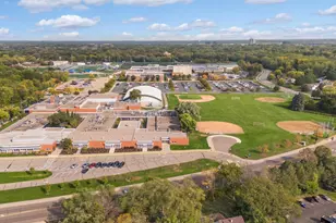 10501 Cedar Lake Rd, Minnetonka, MN 55305 - Photo 44