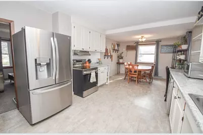 1409 Lakeland Drive NE, Willmar, MN 56201 - Photo 4