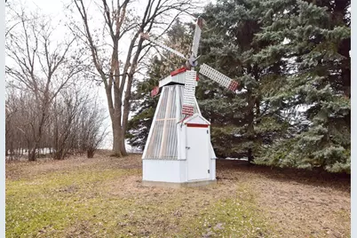 1409 Lakeland Drive NE, Willmar, MN 56201 - Photo 22