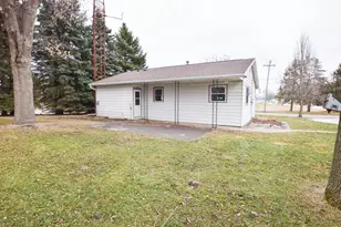 1409 Lakeland Dr NE, Willmar, MN 56201 - Photo 20