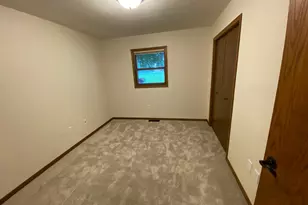 220 S 2nd St, Bird Island, MN 55310 - Photo 14