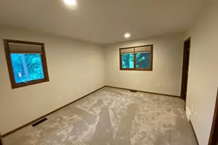 220 S 2nd St, Bird Island, MN 55310 - Photo 10