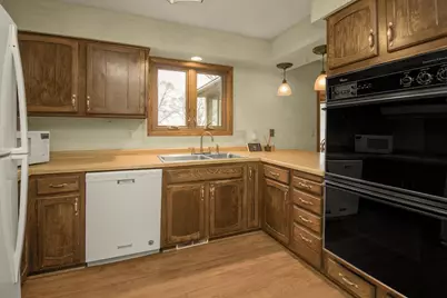 1307 Kassan Drive, South Saint Paul, MN 55075 - Photo 14