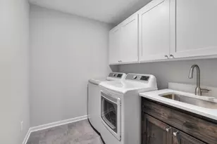 10748 40th St N, Lake Elmo, MN 55042 - Photo 36