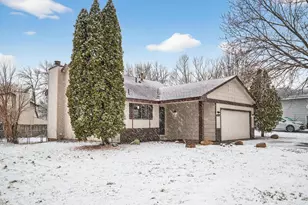 2501 83rd Ave N, Brooklyn Park, MN 55444 - Photo 2