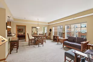 2540 38th Ave NE, Saint Paul, MN 55421 - Photo 4