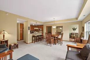 2540 38th Ave NE, Saint Paul, MN 55421 - Photo 8