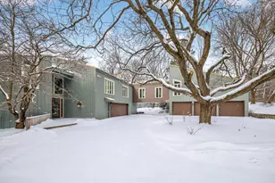 1409 Weather Hill Ct SW, Rochester, MN 55902 - Photo 2