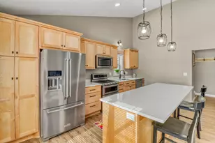 501 N Shore Dr, Detroit Lakes, MN 56501 - Photo 8