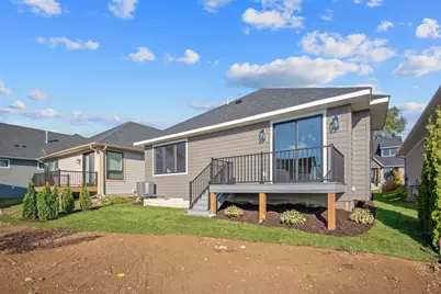 320 Laurel Curve, Golden Valley, MN 55426 - Photo 32