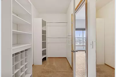 1244 County Road D E #106, Maplewood, MN 55109 - Photo 24