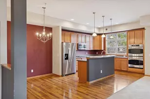 1244 County Rd D E, Maplewood, MN 55109 - Photo 12