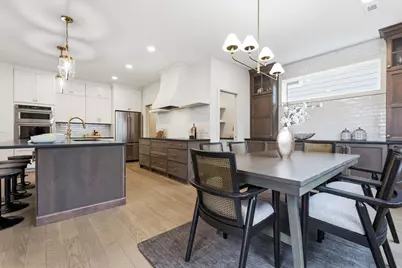 380 Laurel Curve, Golden Valley, MN 55426 - Photo 8