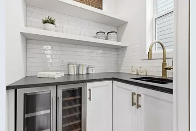 380 Laurel Curve, Golden Valley, MN 55426 - Photo 10