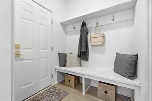 380 Laurel Curve, Golden Valley, MN 55426 - Photo 12