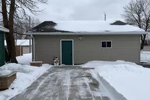 1702 3rd Ave W, International Falls, MN 56649 - Photo 4