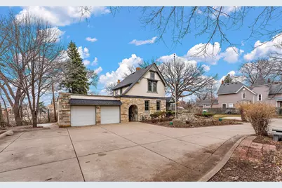 231 Isabel Street W, Saint Paul, MN 55107 - Photo 2