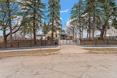 231 Isabel Street W, Saint Paul, MN 55107 - Photo 6