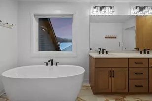 1870 Hadley Hills Dr NE, Rochester, MN 55906 - Photo 40